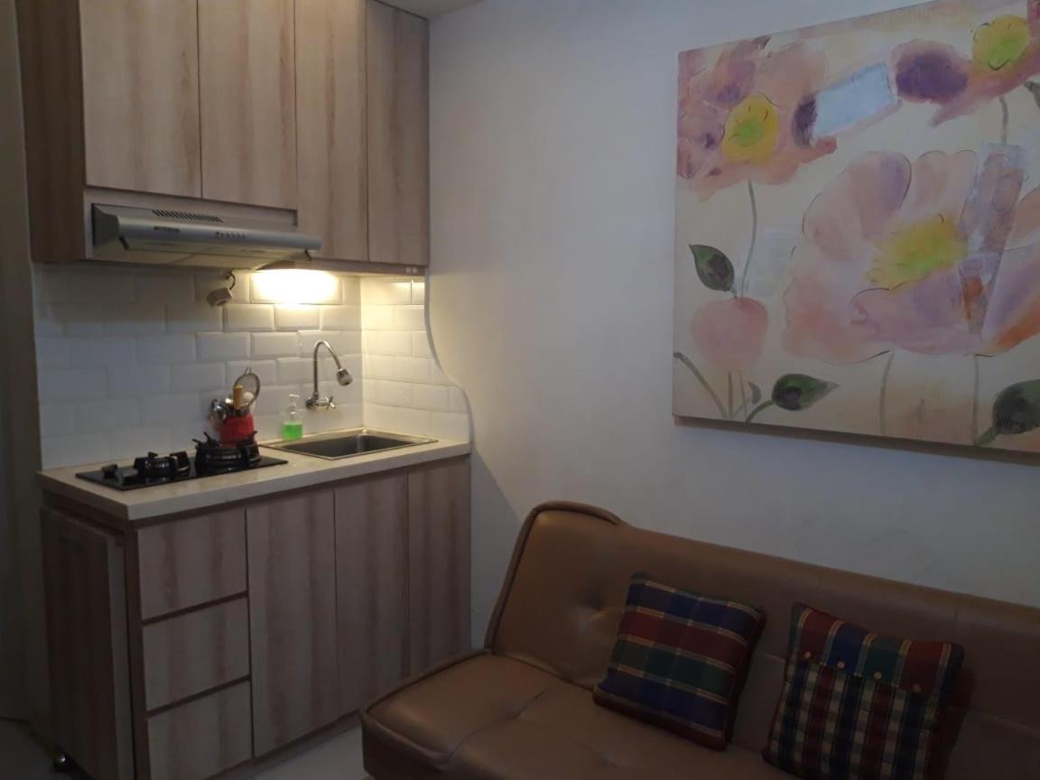 Comfy Apartment 2Br Nerine Jakarta Exterior photo
